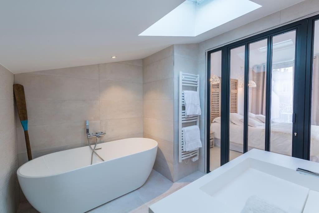 Maison D'Hotes, Terrasse & Jacuzzi En Plein Centre Bordeaux Exterior foto